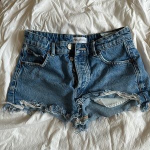 Zara jean shorts